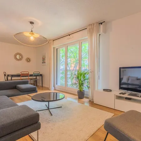 公寓 Avec Parking & Balcon