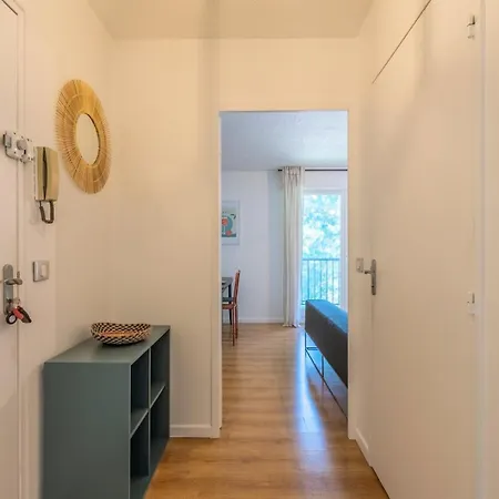 Avec Parking & Balcon